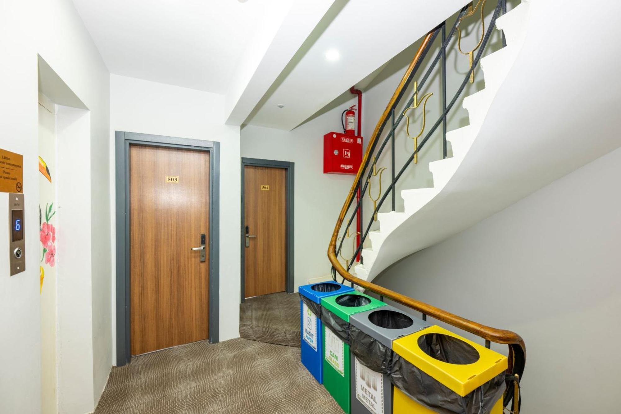 Mayza Otel Истанбул Екстериор снимка
