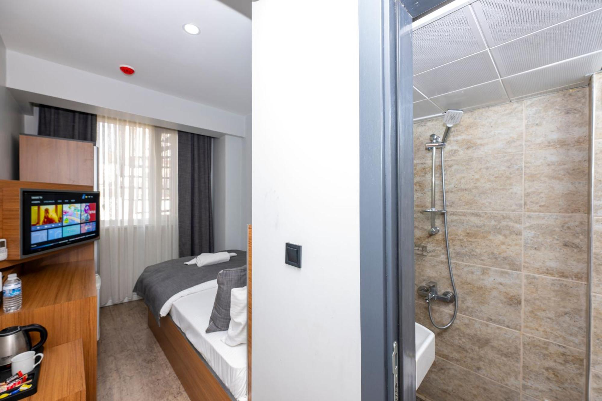 Mayza Otel Истанбул Екстериор снимка